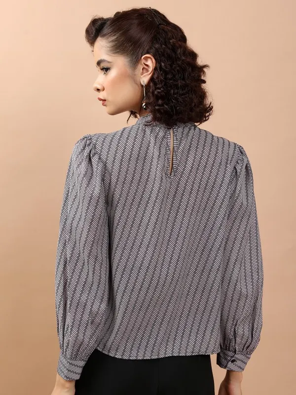 Printed Blouson Top