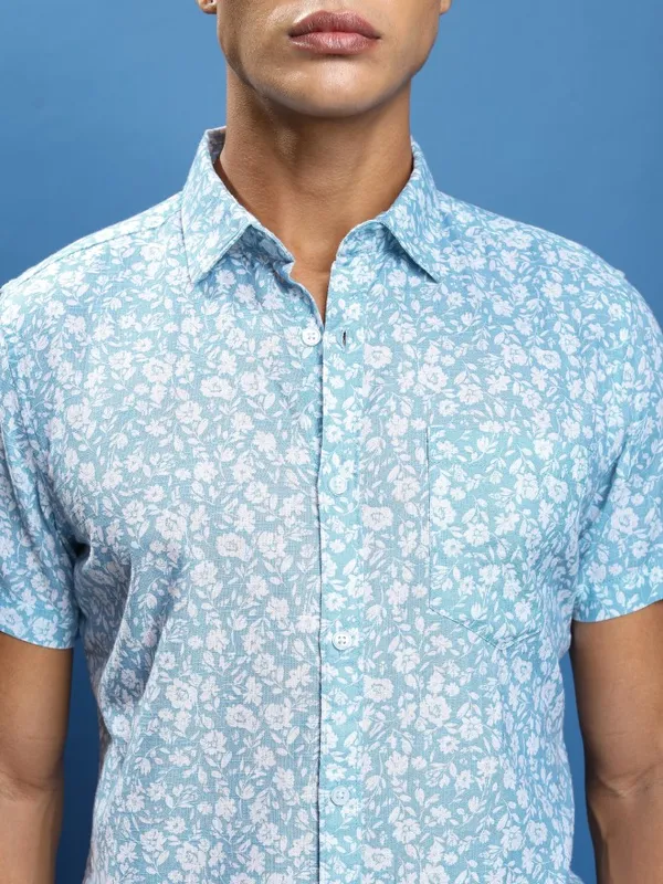  Highlander Men Blue Printed Slim Fit Casual Shirts