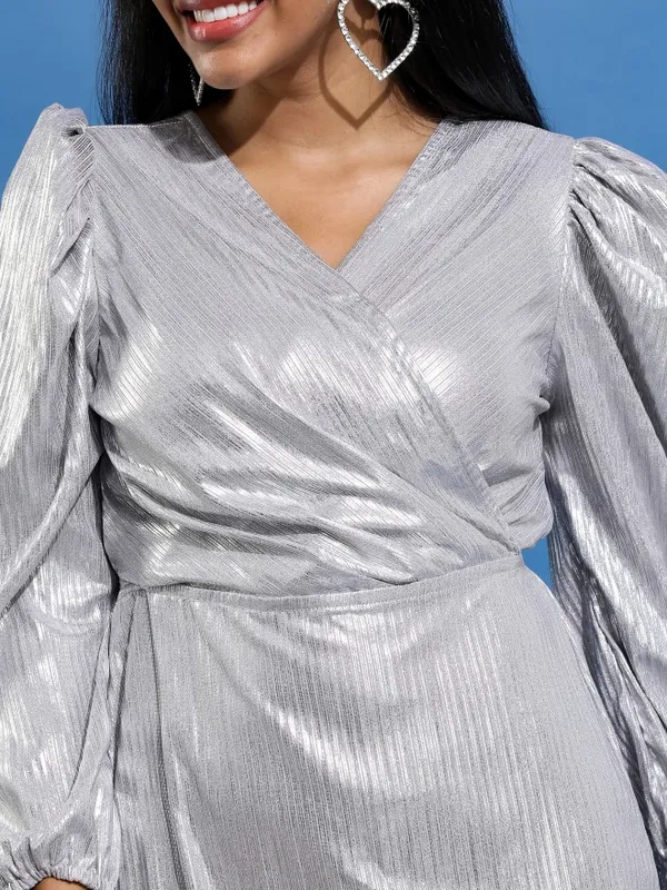  Tokyo Talkies Women Silver Solid Wrap Dresses