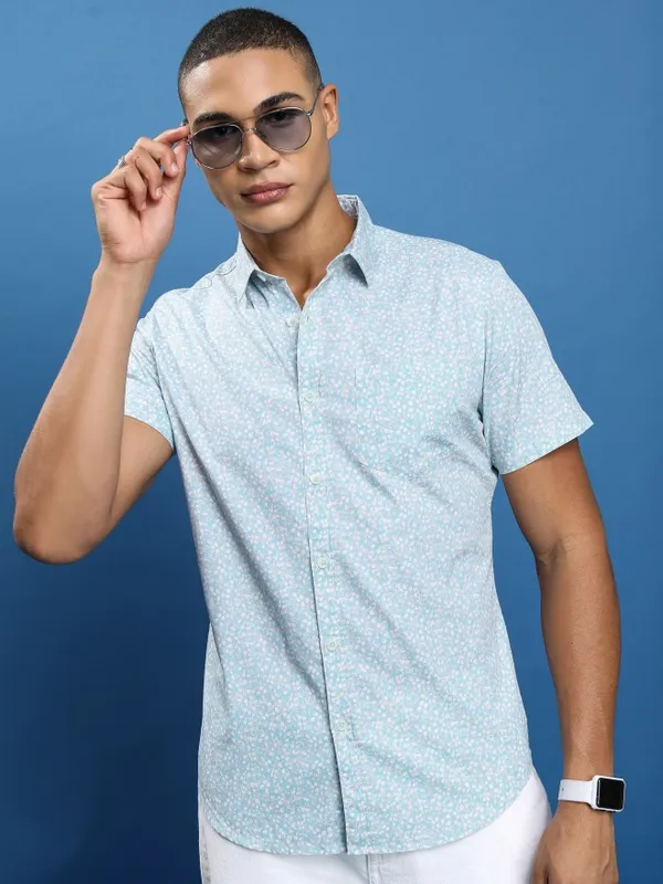  Highlander Men Blue Printed Slim Fit Casual Shirts