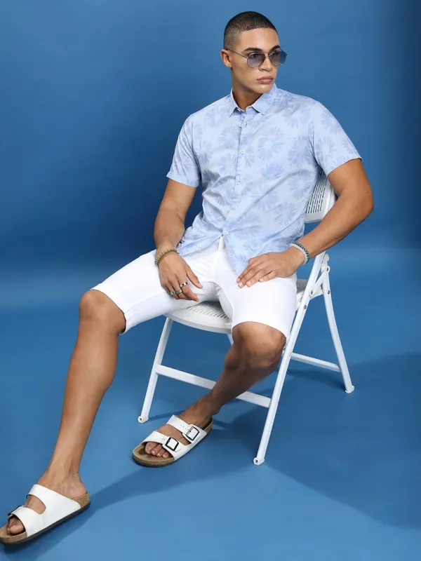  Highlander Men Blue Printed Slim Fit Casual Shirts