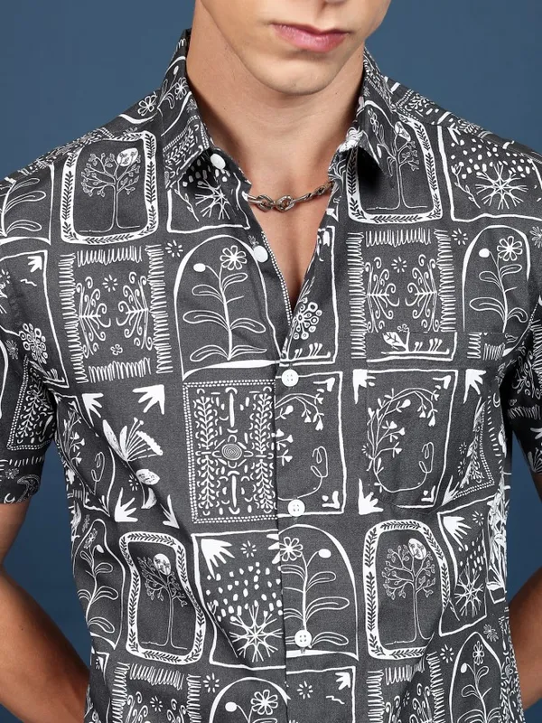 Men Slim Fit Casual Shirt