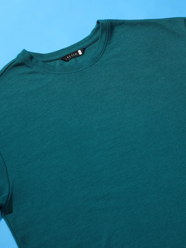 Men Solid Round Neck T-Shirt