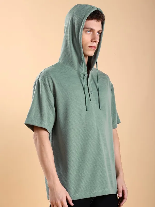 Men Solid Oversized Fit T-Shirt