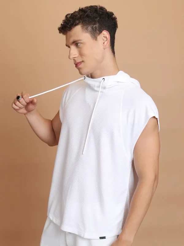  Ketch Men White Solid Hood T-Shirts
