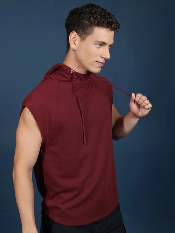  Ketch Men Red Solid Hood T-Shirts