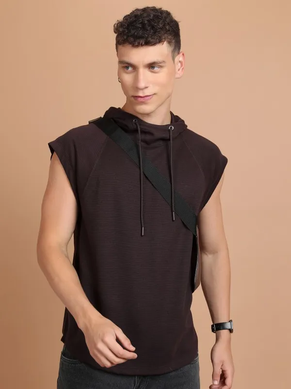  Ketch Men Brown Solid Hood T-Shirts