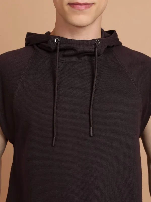  Ketch Men Brown Solid Hood T-Shirts
