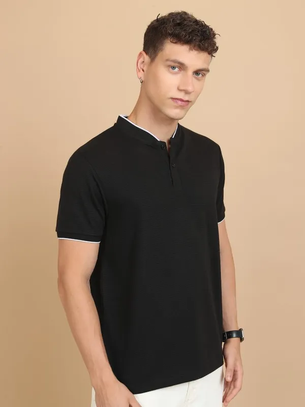  Ketch Men Black Solid Mandarin Collar T-Shirts