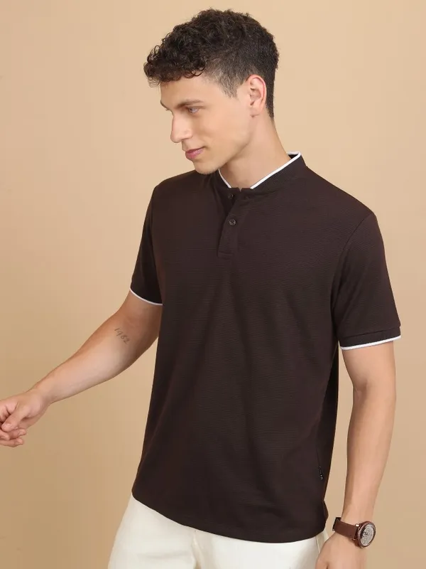  Ketch Men Brown Solid Mandarin Collar T-Shirts