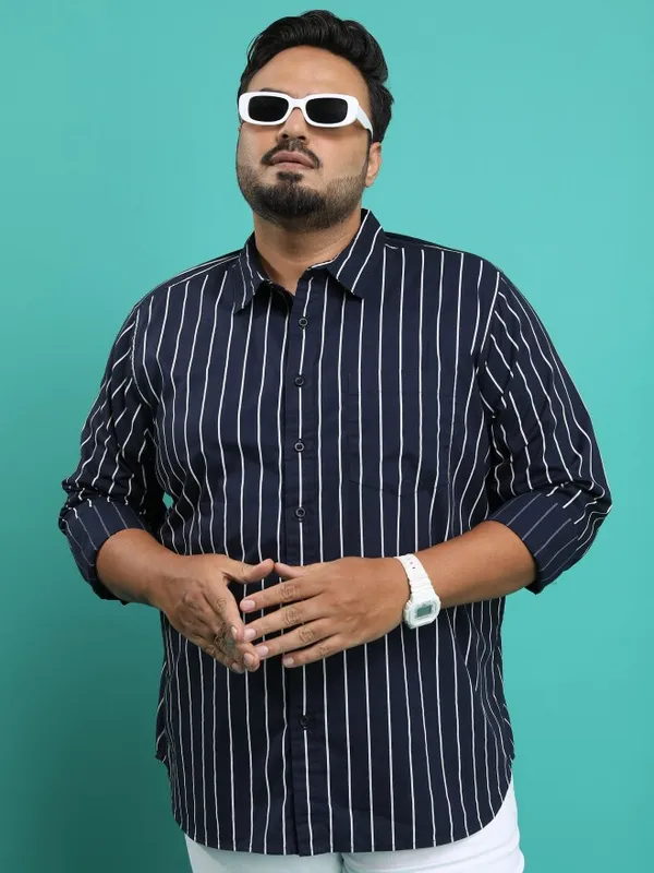 Men Regular Fit Casual Shirts