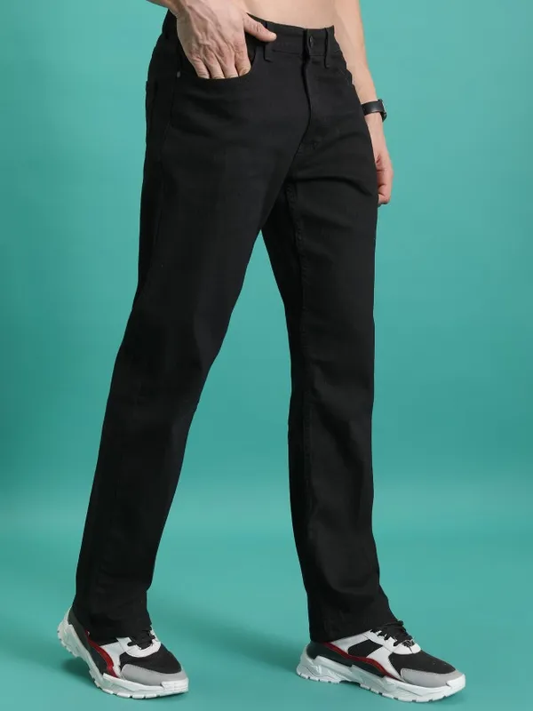  Highlander Men Black Tapered Fit Clean Look Jeans