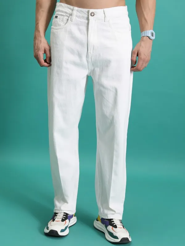 Men Straight Fit Jeans