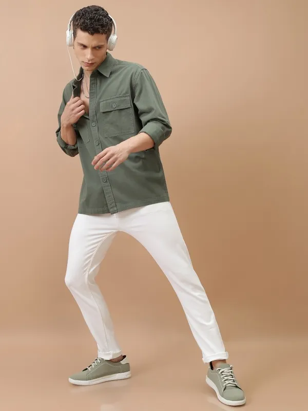 Purple By Highlander Men White Tapered Fit Stretchable Jeans