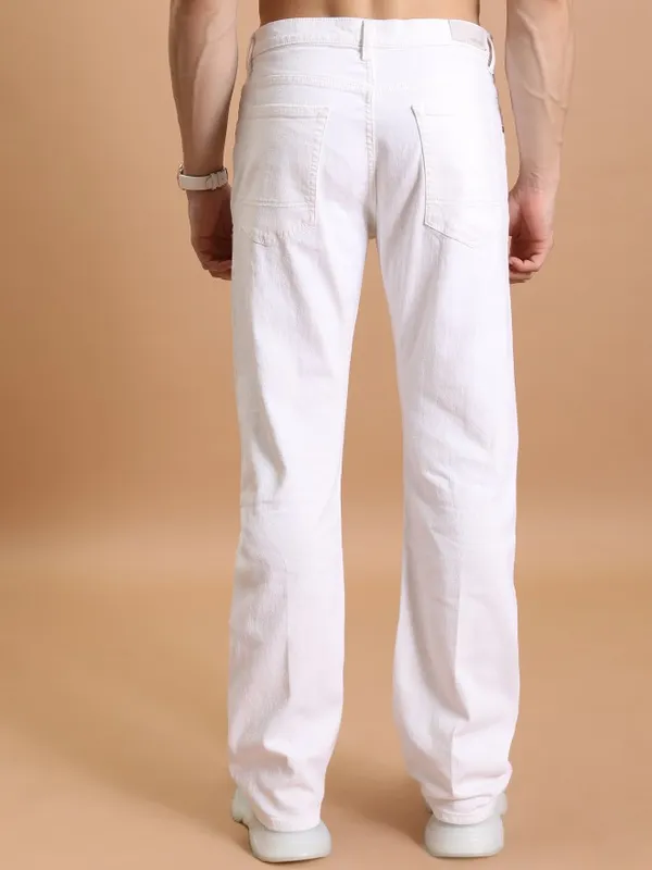 Purple By Highlander Men White Straight Fit Stretchable Jeans