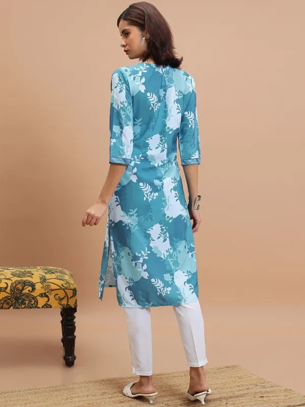  Ketch Women Blue Printed Straight Kurtas