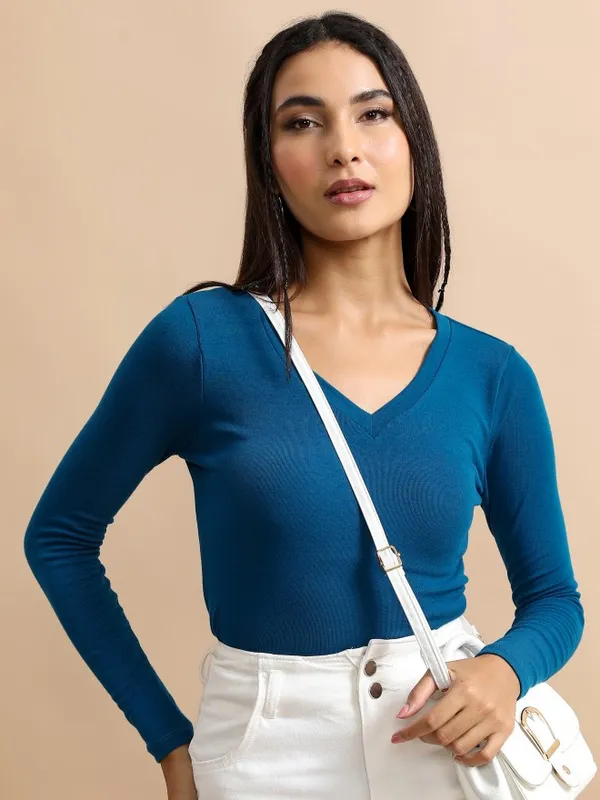 Solid Fitted Top