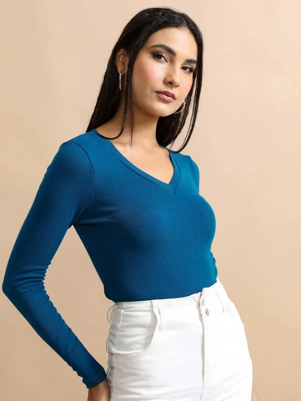 Solid Fitted Top