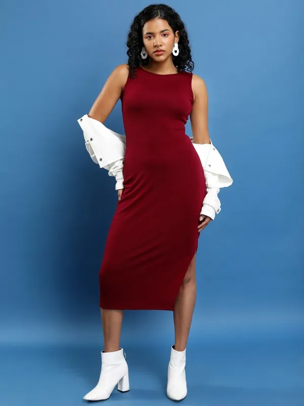  Tokyo Talkies Women Maroon Solid Sheath Dresses