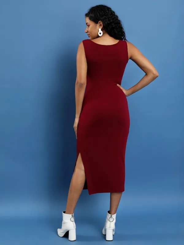  Tokyo Talkies Women Maroon Solid Sheath Dresses