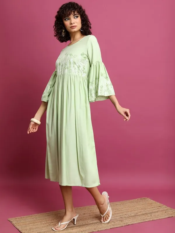  Vishudh  Women Green Printed A-Line Dresses