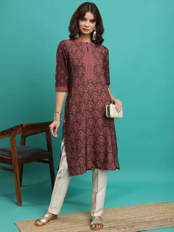  Ketch Women Maroon Printed Straight Kurtas