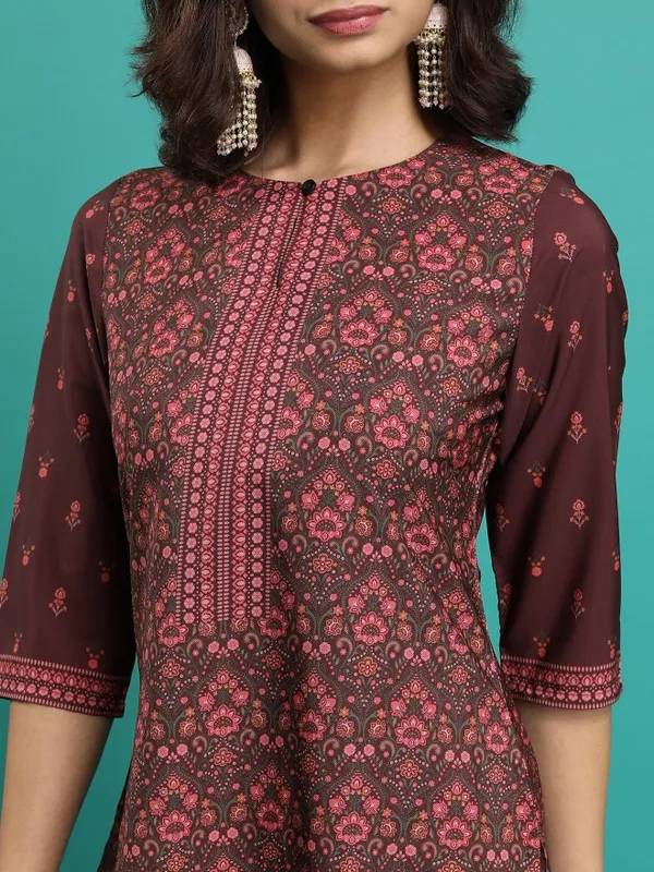  Ketch Women Maroon Printed Straight Kurtas