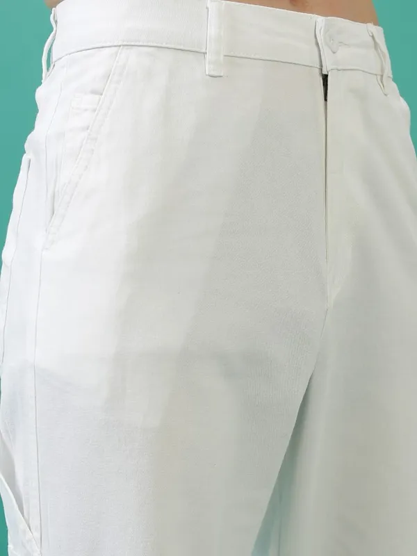  Highlander Men White Slim Fit Solid Casual Trousers