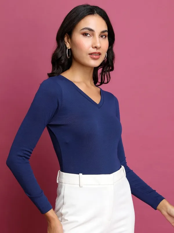 Solid Fitted Top
