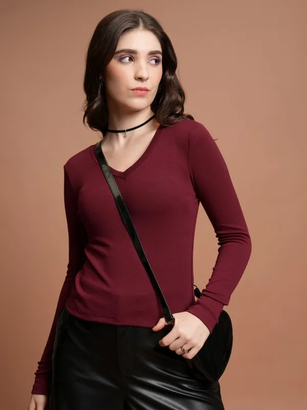 Solid Fitted Top