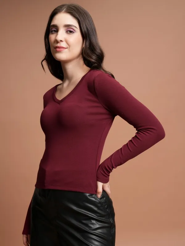 Solid Fitted Top