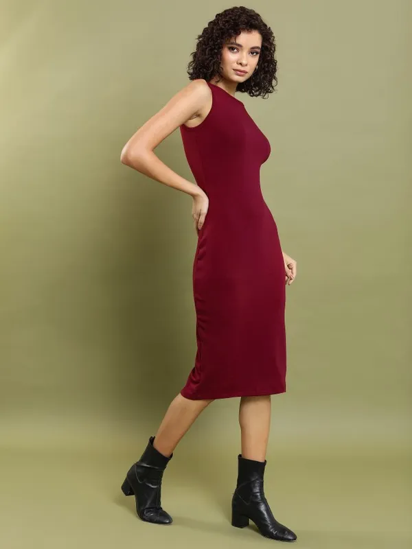  Tokyo Talkies Women Maroon Solid Bodycon Dresses