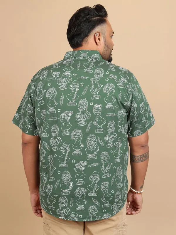 Xtra Ordinary By Highlander Men Green Printed Regular Fit Casual Shirts