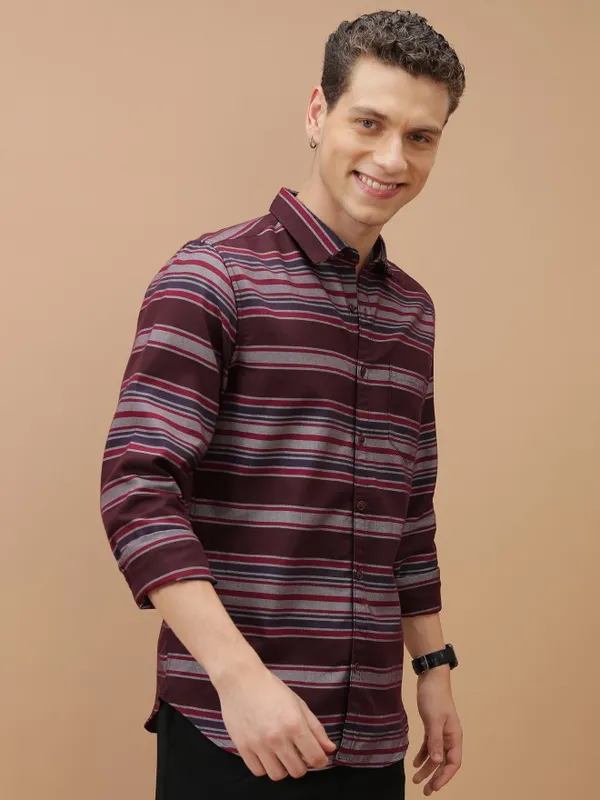  Highlander Men Multi Striped Slim Fit Casual Shirts