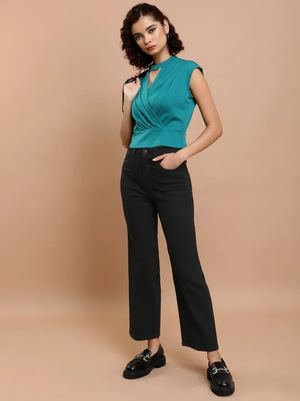 Tokyo Talkies Women Black Straight Fit Stretchable Jeans