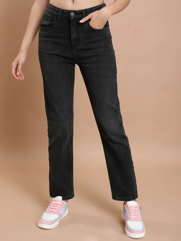  Tokyo Talkies Women Grey Straight Fit Clean Look Jeans