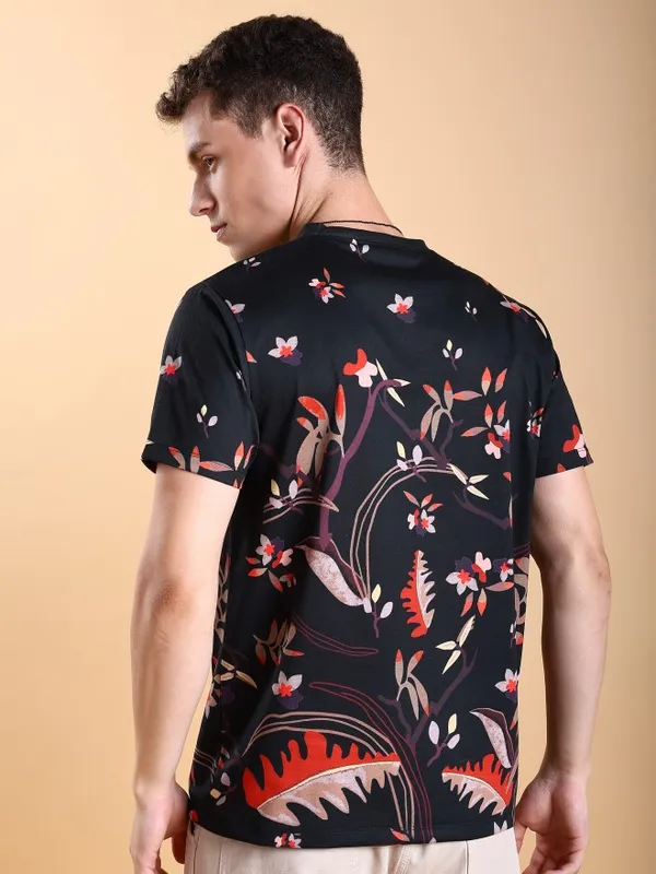 Men Printed Round Neck T-Shirt