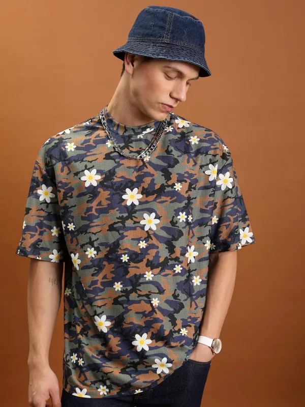 Men Printed Slim Fit T-Shirt