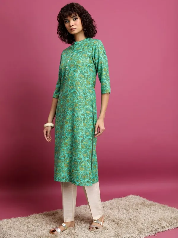  Ketch Women Green Printed Straight Kurtas