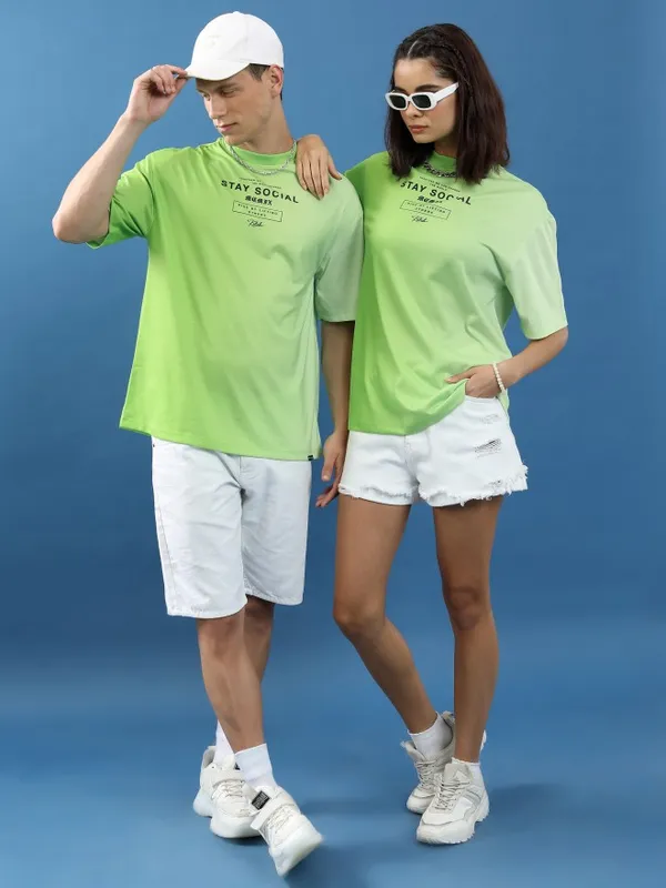Men Solid Oversized Fit T-Shirt
