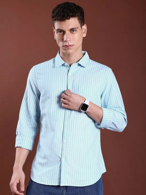  Highlander Men White Striped Slim Fit Casual Shirts