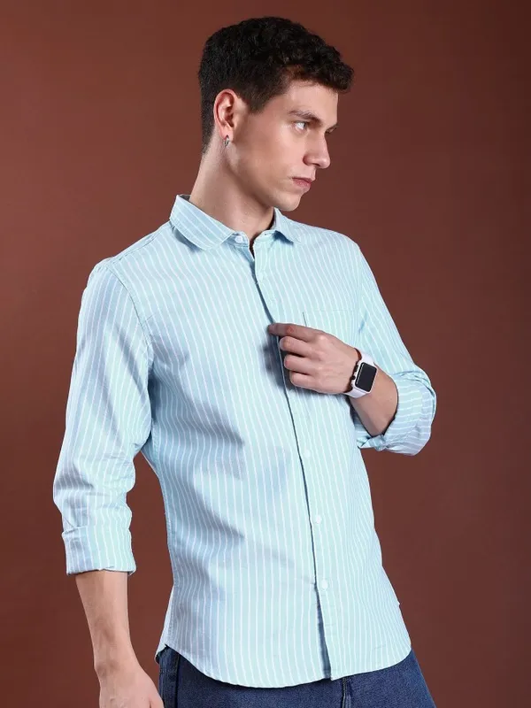  Highlander Men White Striped Slim Fit Casual Shirts