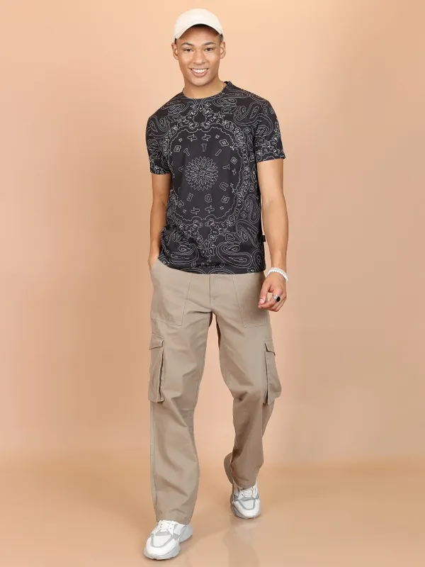  Highlander Men Black Printed Round Neck T-Shirts