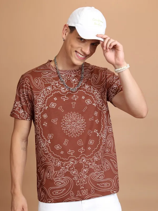  Highlander Men Brown Printed Round Neck T-Shirts
