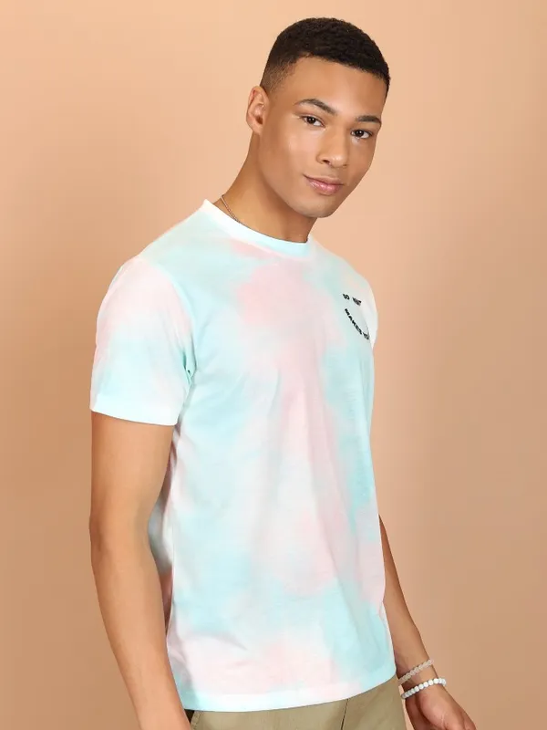 Highlander Men Multi Printed Slim Fit T-Shirt