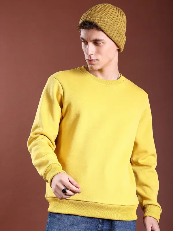  Ketch Men Yellow Round Neck Pullover Sweatshirts
