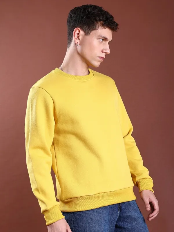  Ketch Men Yellow Round Neck Pullover Sweatshirts