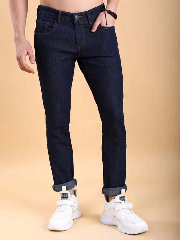 Men Tapered Fit Jeans