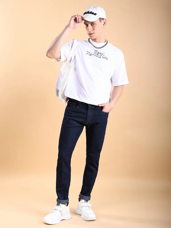  Highlander Men Blue Tapered Fit Clean Look Jeans