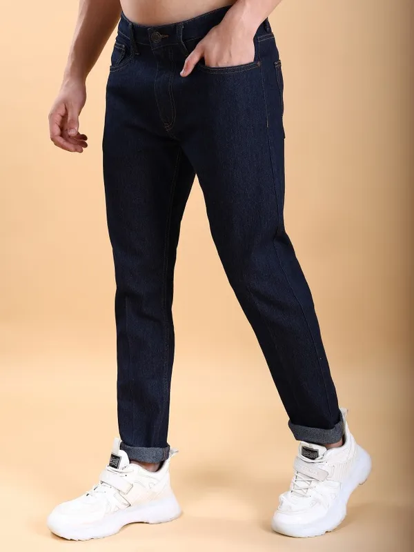  Highlander Men Blue Tapered Fit Clean Look Jeans
